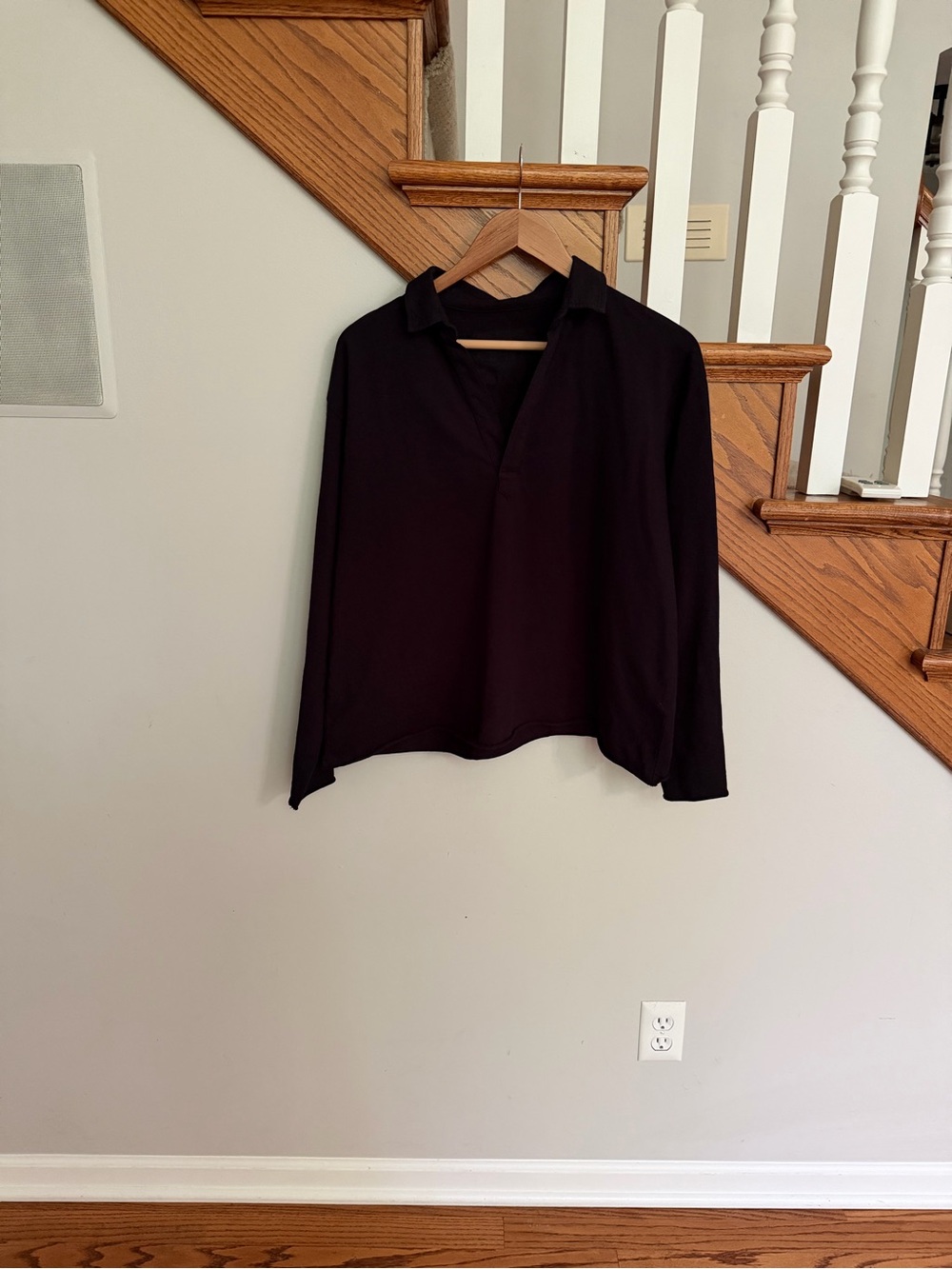 Frank & Eileen Patrick Popover Henley - Picture 6 of 7
